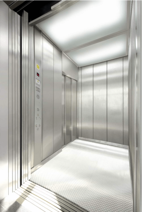 intérieur d'un ascenseur