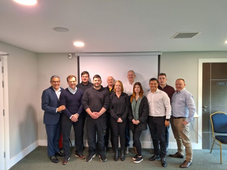 Equipe de Fain Ireland avec le directeur général et le directeur Espagne